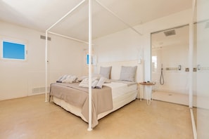 1 bedroom, bed sheets - Hotel Perla Saracena - Suite La Perla (Salve)