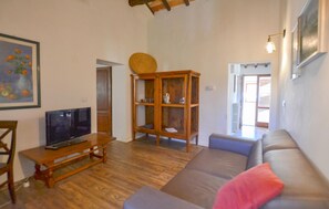 TV, fireplace, table tennis - Awesome home in Città di Castello (Città di Castello)