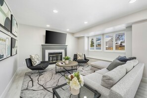 Smart-TV, fotballspill og bøker