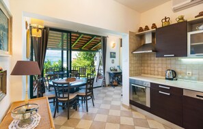 Kühlschrank, Ofen, Herdplatte, Geschirrspüler