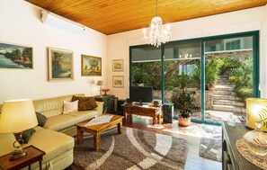 Fernseher, Stereoanlage