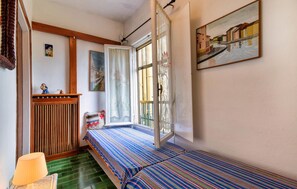 4 Schlafzimmer, Bügeleisen/Bügelbrett, kostenloses WLAN