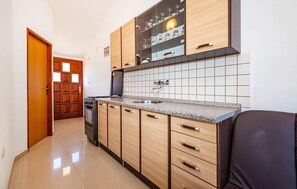 Fridge, oven, stovetop - 2 bedroom amazing apartment in Nevidane (Nevidane)