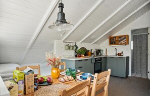 Fridge, stovetop, dishwasher, coffee/tea maker - 2 bedroom gorgeous home in Sejerø (Sejerø)
