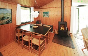 Dining - 3 bedroom amazing home in Samsø (Samsø)