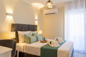 3 habitaciones, tabla de planchar con plancha y internet gratis 