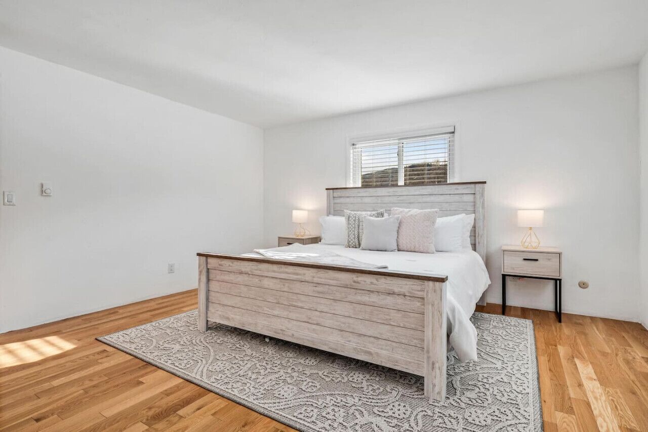 3 bedrooms, WiFi, bed sheets