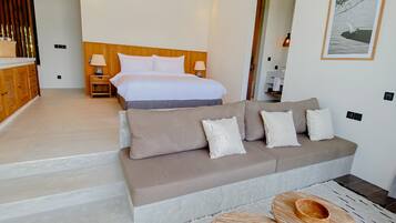 Hochwertige Bettwaren, Daunenbettdecken, Pillowtop-Betten, Minibar