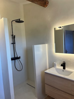 Towels, toilet paper