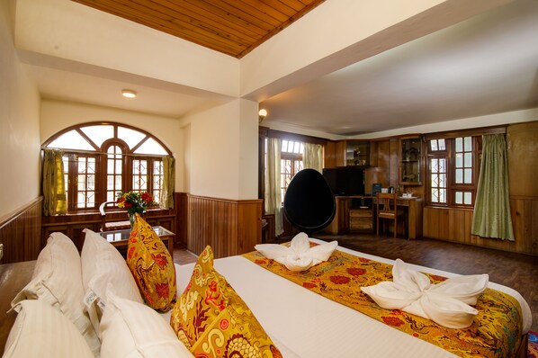Design Cabin | Free WiFi