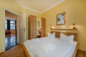 2 Schlafzimmer, Bügeleisen/Bügelbrett, Reisekinderbett, kostenloses WLAN
