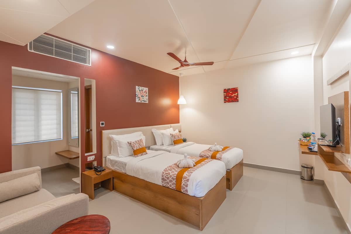 Premium Twin Room | 1 bedroom, desk, laptop workspace, iron/ironing board