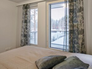 1 chambre, bureau, accès Internet