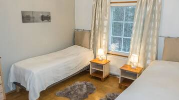 3 makuuhuonetta, internet