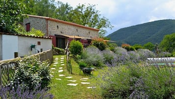 Enceinte de lâhĂ©bergement