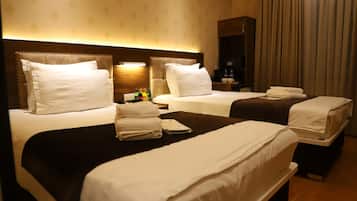 Superior Twin Room | 2 bedrooms, Egyptian cotton sheets, premium bedding, down comforters
