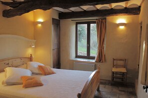 2 chambres, bureau, lit parapluie, Wi-Fi gratuit