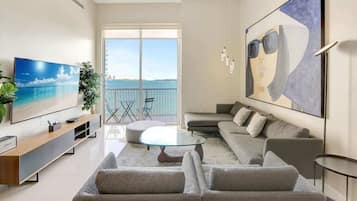 TV connectée, espaces bureaux