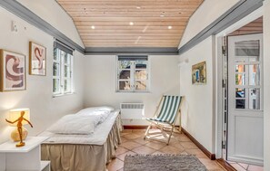 6 chambres, lit de bébé portatif, accès au Wi-Fi (inclus)