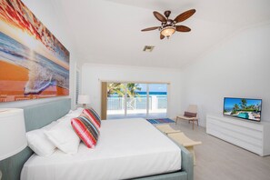 4 bedrooms, desk, free WiFi, bed sheets - Iggy Blue: Weekly Stays Save 20%! Rum Point Villa w/Pool, Spa, & Backyard Snorkeling (Rum Point)
