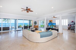 TV - Iggy Blue: Weekly Stays Save 20%! Rum Point Villa w/Pool, Spa, & Backyard Snorkeling (Rum Point)