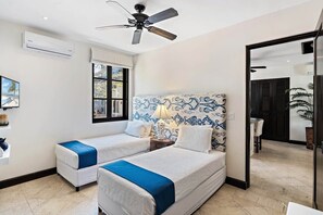 10 habitaciones, escritorio, tabla de planchar con plancha y wifi 