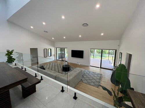 Spectacular newly renovated 5 bedroom home. 
