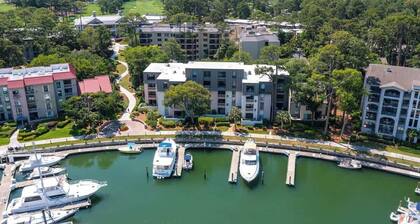 Spacious Villa, Near Shops & Beach in Harbour Town