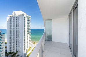 Condo exclusivo | Balcón