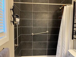 Hiustenkuivaaja
