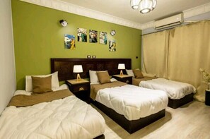 Basic Triple Room | Egyptian cotton sheets, premium bedding, minibar, in-room safe - New Cairo Heart (Cairo)