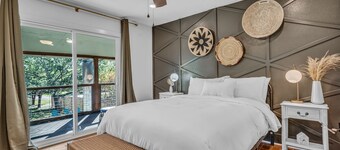 Modern Lake House 2 Units, Pool, Lake 3Min, Pets