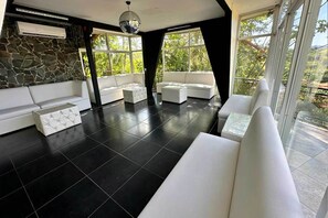 TV connectée, chaîne hi-fi