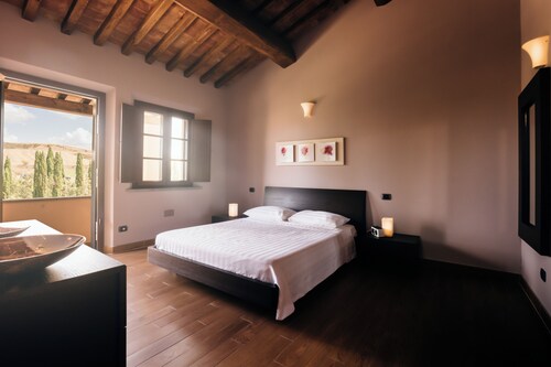 PENDOLINO — LUXURY COTTAGE WITH POOL & BREATHTAKING VIEW