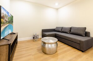 Romantic Room | Living area