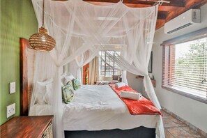 5 bedrooms, in-room safe, iron/ironing board, free WiFi