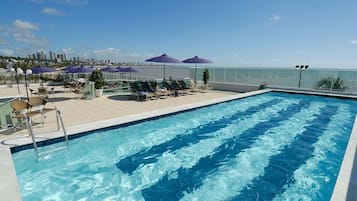 Estúdio clássico | Piscina | Piscina externa