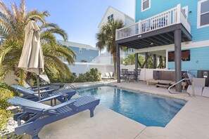 Et oppvarmet basseng