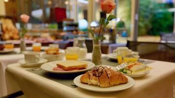 Colazione continentale a pagamento, servita tutte le mattine
