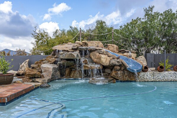 Outdoor pool, a heated pool