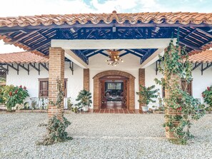 Exterior - Hotel la Casona Montañesa (Montenegro)
