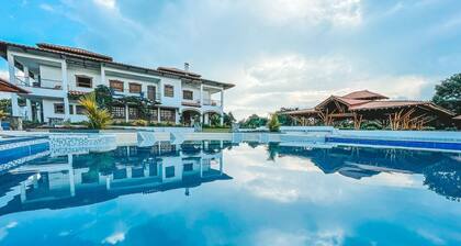 Hotel la Casona Montañesa