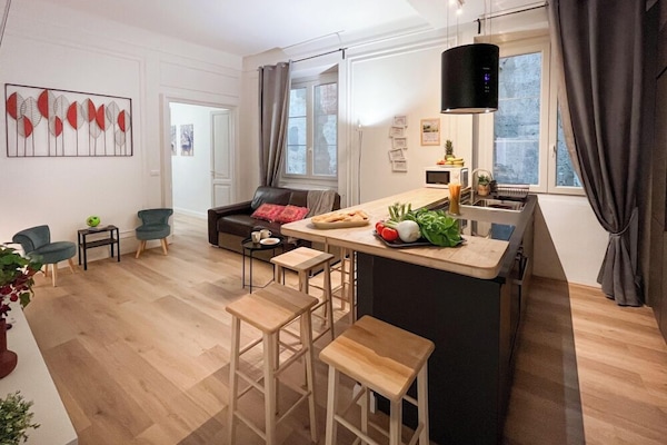 Family Apartment | Living area | 55-inch flat-screen TV with cable channels, TV, toys