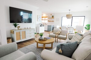 Smart TV, books - Whatever It Takes (Myrtle Beach)