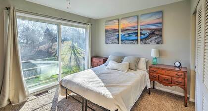 Lovely Iowa City Townhome ~ 3 Mi to Dtwn!