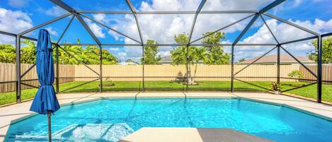 Piscine extérieure, piscine chauffée