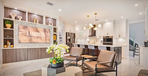 Paradise Resort Heated Pool, Mini Beach, Game Room