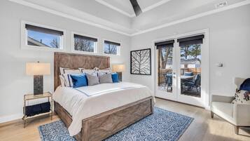 5 habitaciones, tabla de planchar con plancha, wifi y ropa de cama