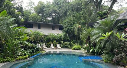 Casa Wahoo 3BD Beach House in Mal Pais