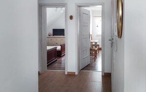 4 bedrooms, free WiFi
